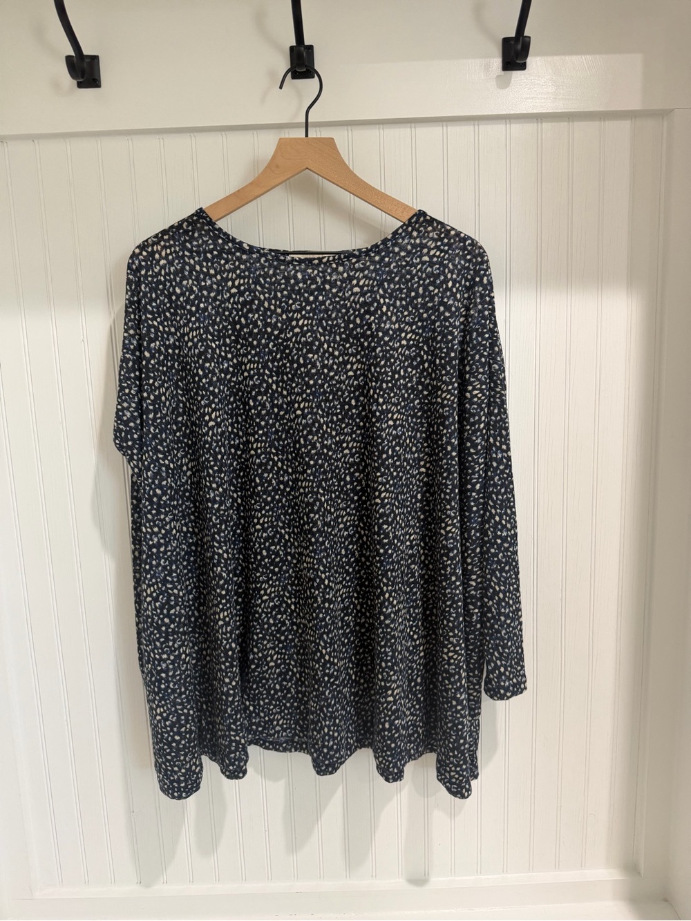 💙 Cherish Boutique Navy & Cream Printed Top